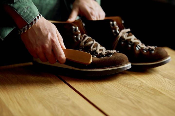 jak odnowić zamszowe buty