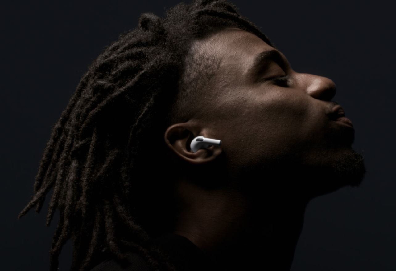 Apple AirPods Pro Wireless In-ear (2019) från 2495 SEK (i dag