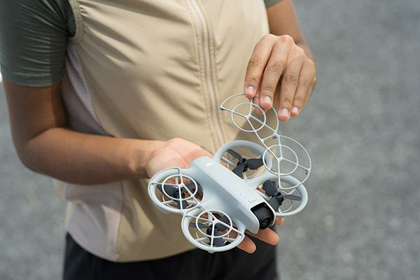 DJI Neo Zdjęcie 1