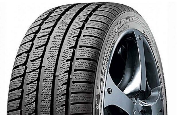 Opona zimowa Kumho I'Zen KW27 205/65 R16 95V (zdjęcie)