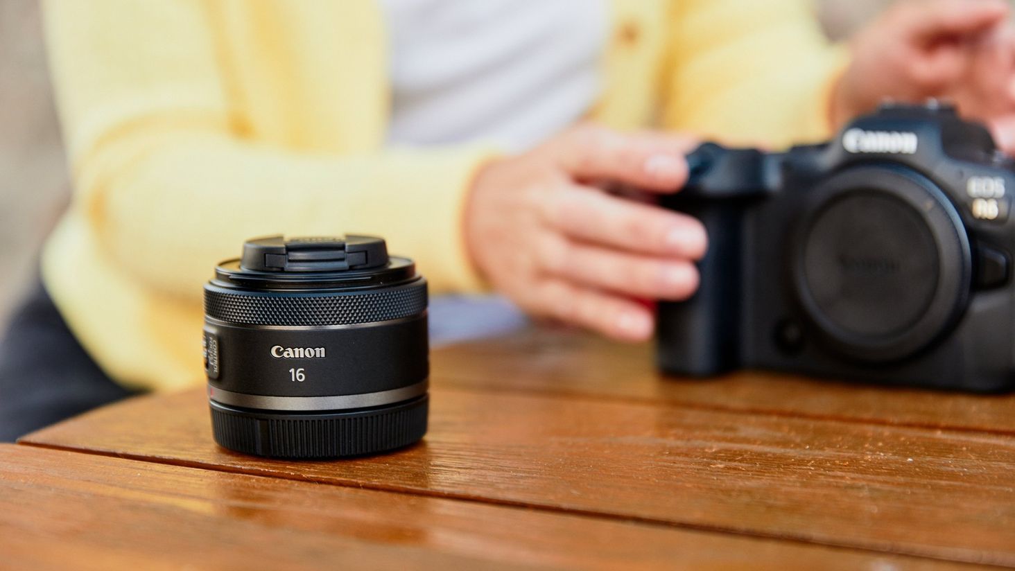 Canon RF 16mm f/2.8 STM lifestyle 4