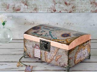 Decoupage na drewnie - jak zacząć? Lista potrzebnych rzeczy