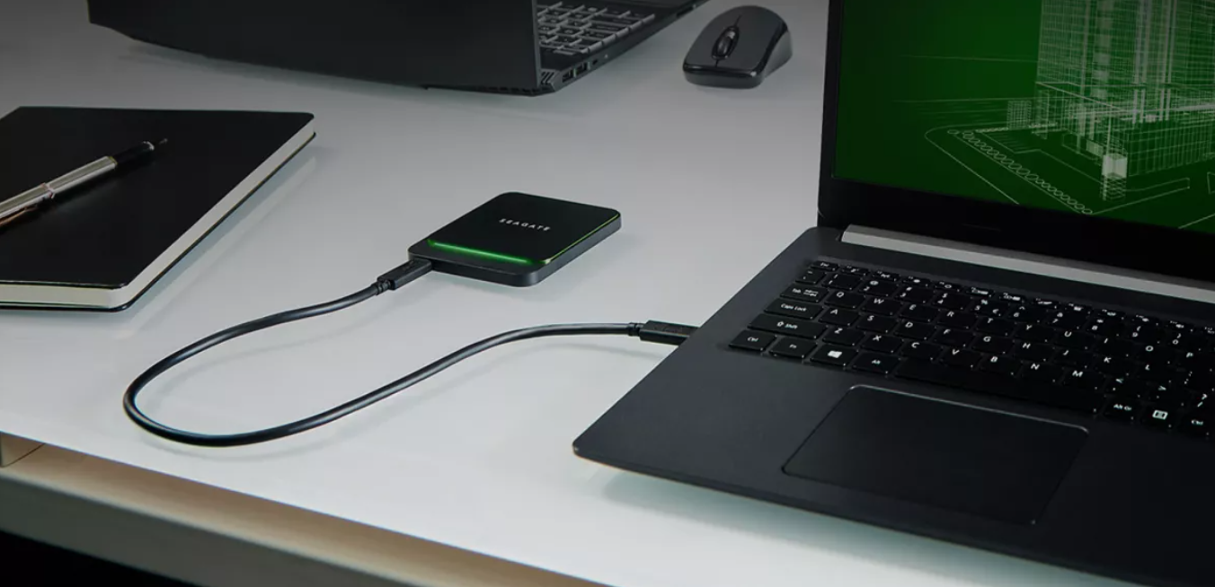 Dysk zewnętrzny Seagate BarraCuda Fast SSD 2TB (STJM2000400) Opinie i