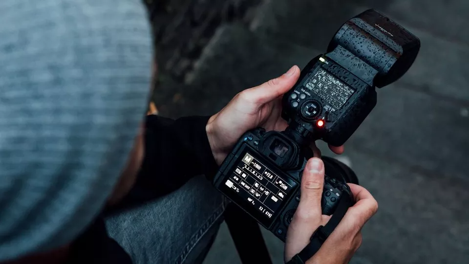 Canon Speedlite EL-1 mężczyzna