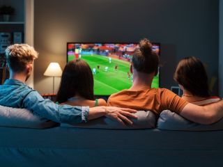 Dlaczego częstotliwość odświeżania ma znaczenie? Przewodnik dla kupujących telewizory