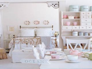 Przytulna sypialnia w stylu shabby chic