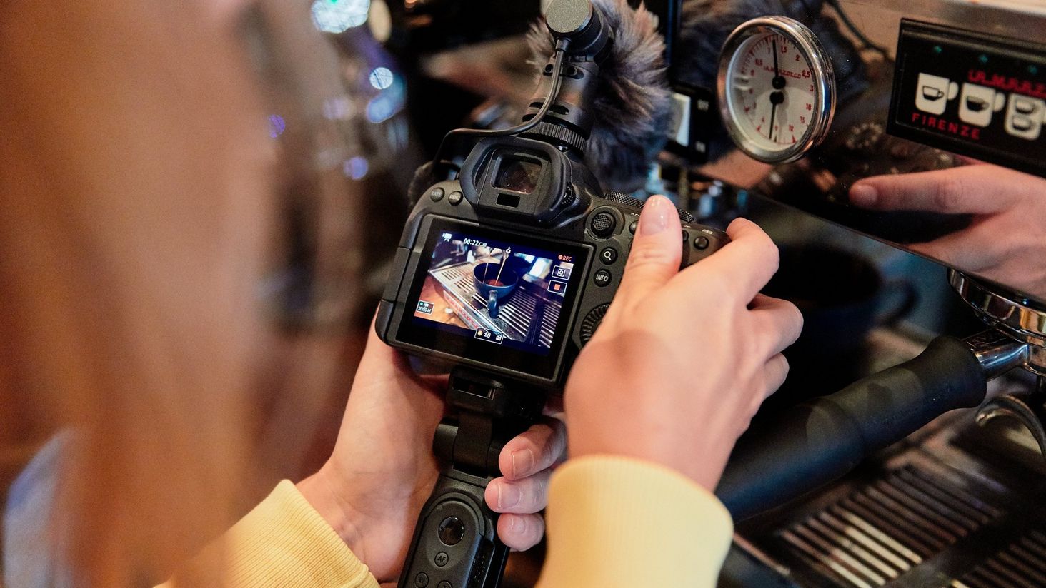 Canon RF 16mm f/2.8 STM lifestyle 5