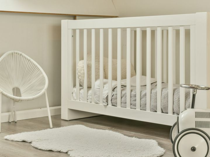 Light cozy baby bed