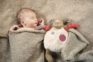 jaki śpiworek dla noworodka