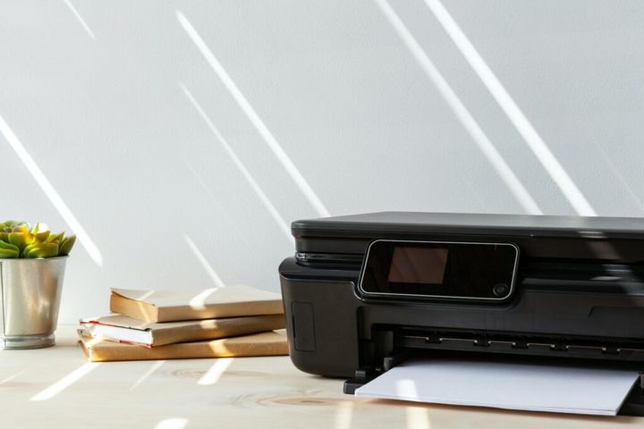 drukarka drukuje puste strony