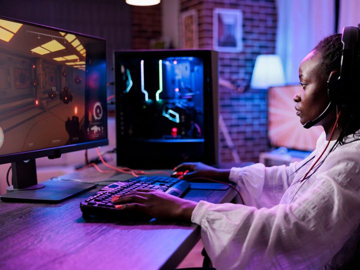 Content creator playing video games championship