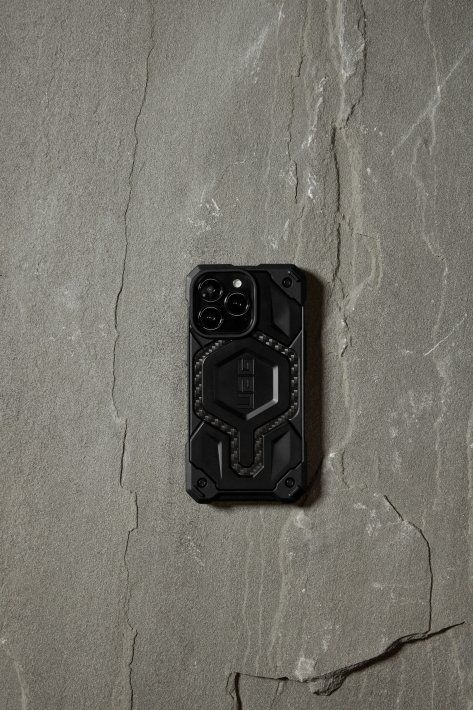 UAG Monarch Pro bez rys