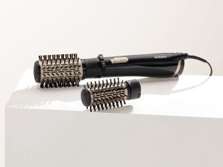Suszarko-lokówki BaByliss. Poznaj siłę nowoczesnych urządzeń do stylizacji włosów [Artykuł sponsorowany]