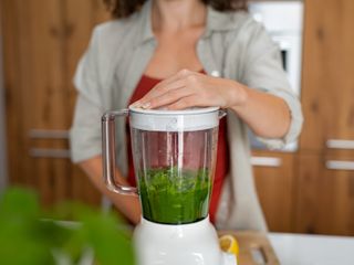 Jak działa blender z funkcją gotowania i jakie ma zalety?
