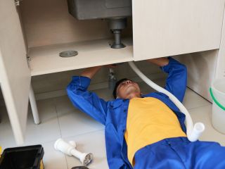 Jak pozbyć się kamienia w instalacji wodnej?