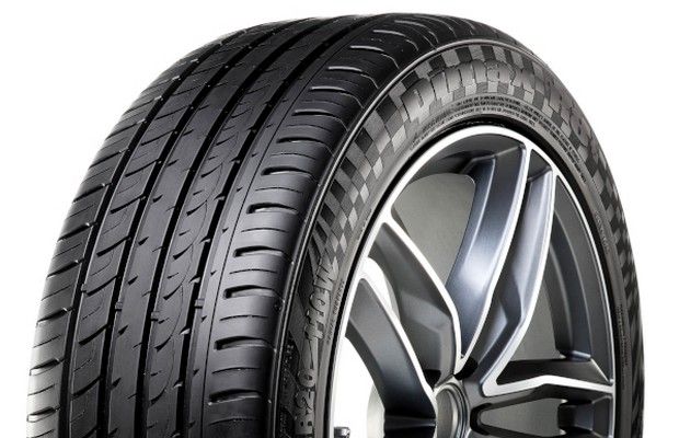 Opona letnia Radar Dimax R8+ 225/55 R19 103W XL (zdjęcie)