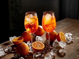 Proste drinki z aperolem. Jakie można zrobić proste drinki z aperolem?