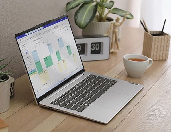 Lenovo IdeaPad Slim 5 Light 14ABR8 美品 Laptop Lenovo IdeaPad Slim 5 14ABR8 14/Ryzen5/8GB/512GB