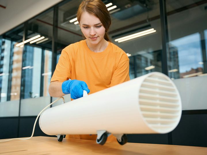 Cleaner uses an ozone generator in a coworking space