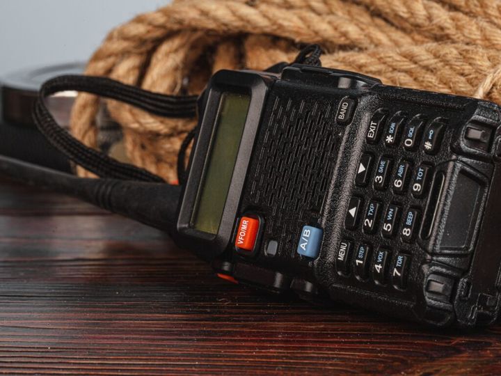 walkie talkie