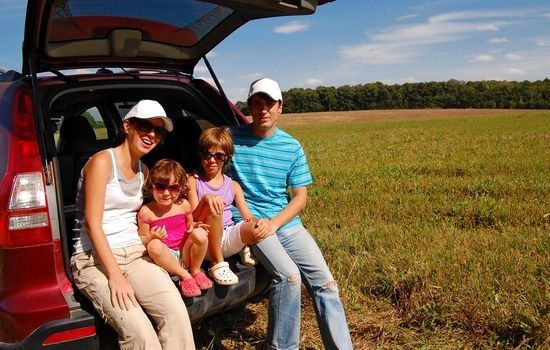 Jak zaplanować wakacje z dzieckiem samochodem?