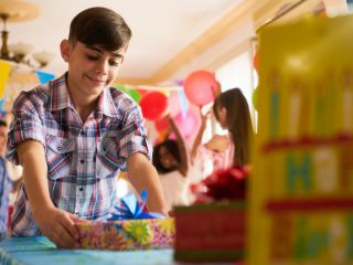 prezent na dzień chłopaka