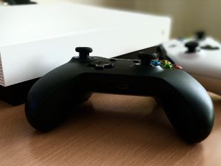 Jaki monitor wybrać do konsoli? Na co zwrócić uwagę?