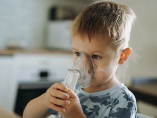 Czego używać do nebulizatora? Jak używać nebulizatora?