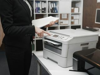 Drukarka do biura – jak wybrać drukarkę do firmy?