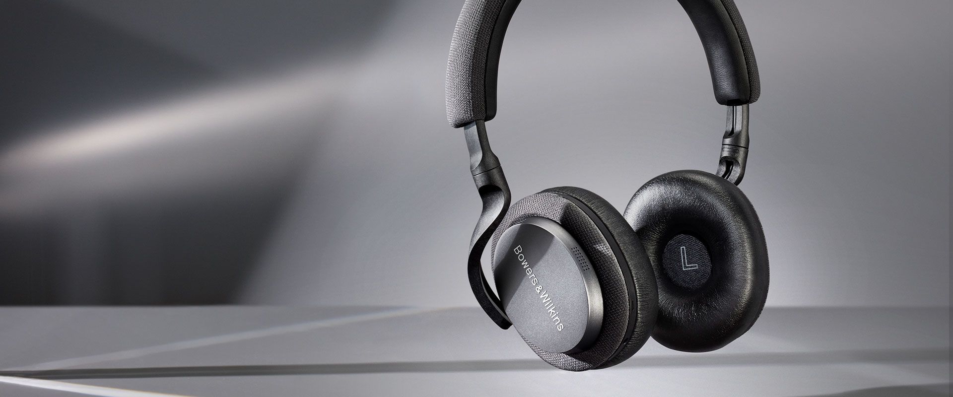 Bowers & wilkins px5 space grey hot sale