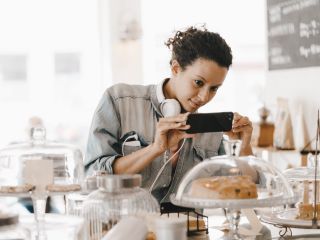 telefon z dobrym aparatem do 1000