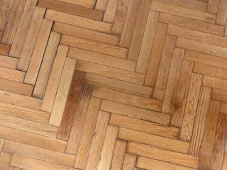 Panele laminowane czy winylowe? Które rozwiązanie wybrać?