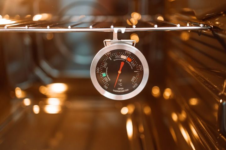 Oven temperature for cooking in new gas oven