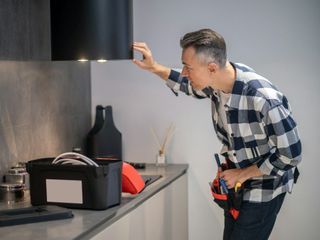 3 sytuacje, w których okap okrągły sprawdzi się idealnie w twojej kuchni