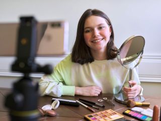 kosmetyki dla nastolatków