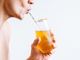 Kombucha – jak zrobić napój z grzybka herbacianego?