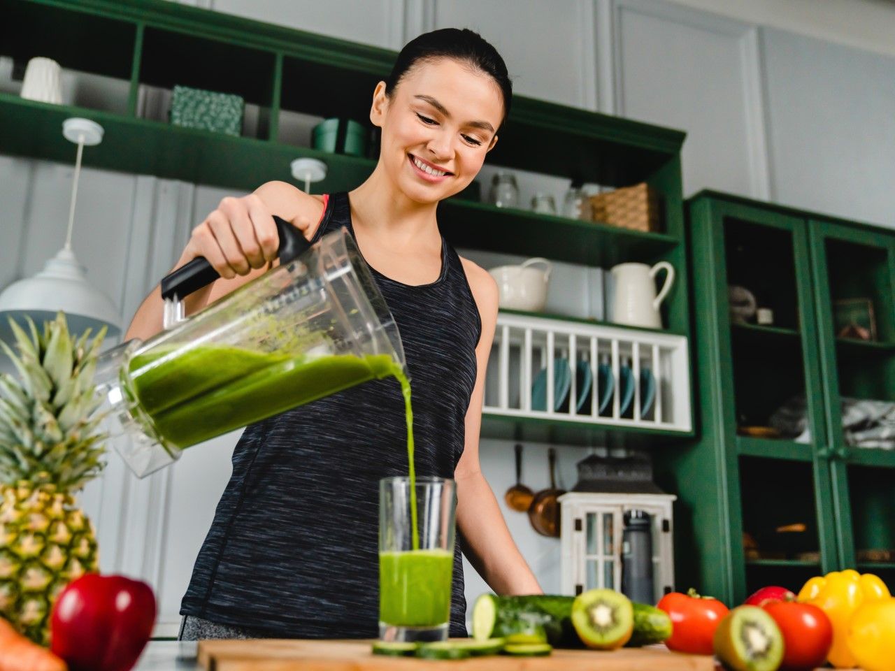 Jaki blender do koktajli? Ranking 2024 blenderów do smoothie Magazyn