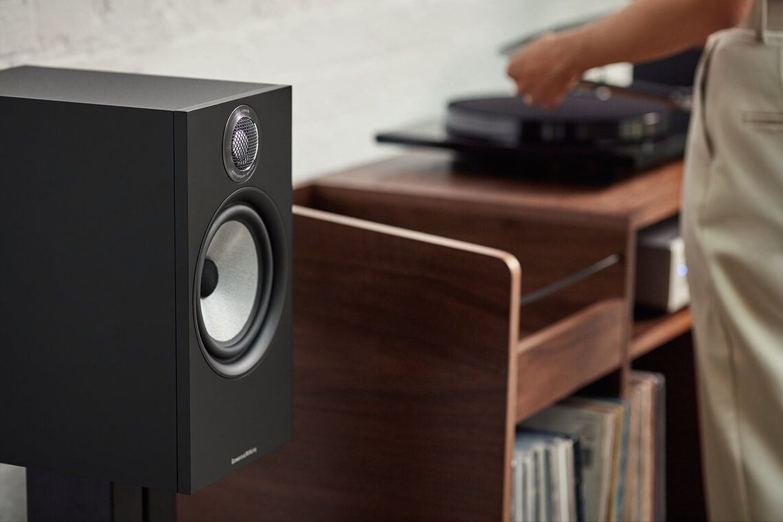 Bowers & Wilkins 606 S2 Anniversary Edition Czarny - Opinie