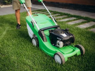 Ranking kosiarek spalinowych: wybieramy najlepszą kosiarkę spalinową