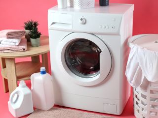 najlepsza pralka z funkcją pary