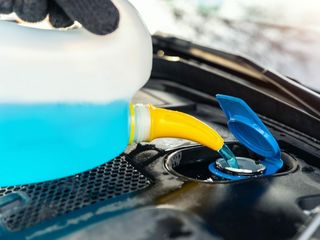 ranking zimowych płynów do spryskiwaczy