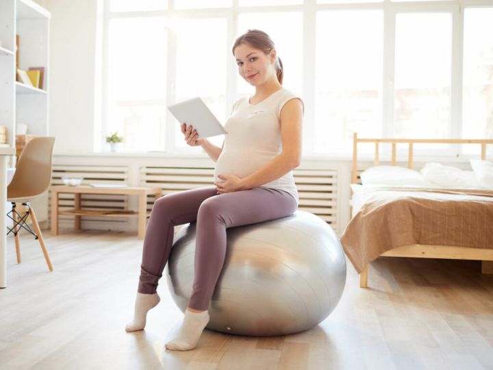 ćwiczenia na piłce w ciąży przed porodem