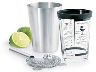 Niezbędny w karnawale: shaker do drinków