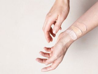 Jaka baza pod makijaż jest najlepsza? Ranking kosmetyków