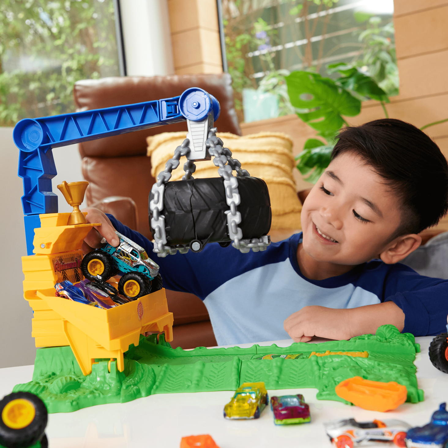  HOT WHEELS Monster Trucks Arena Smashers Masywny ładunek3