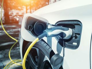 Hybrydy plug-in – plusy i minusy