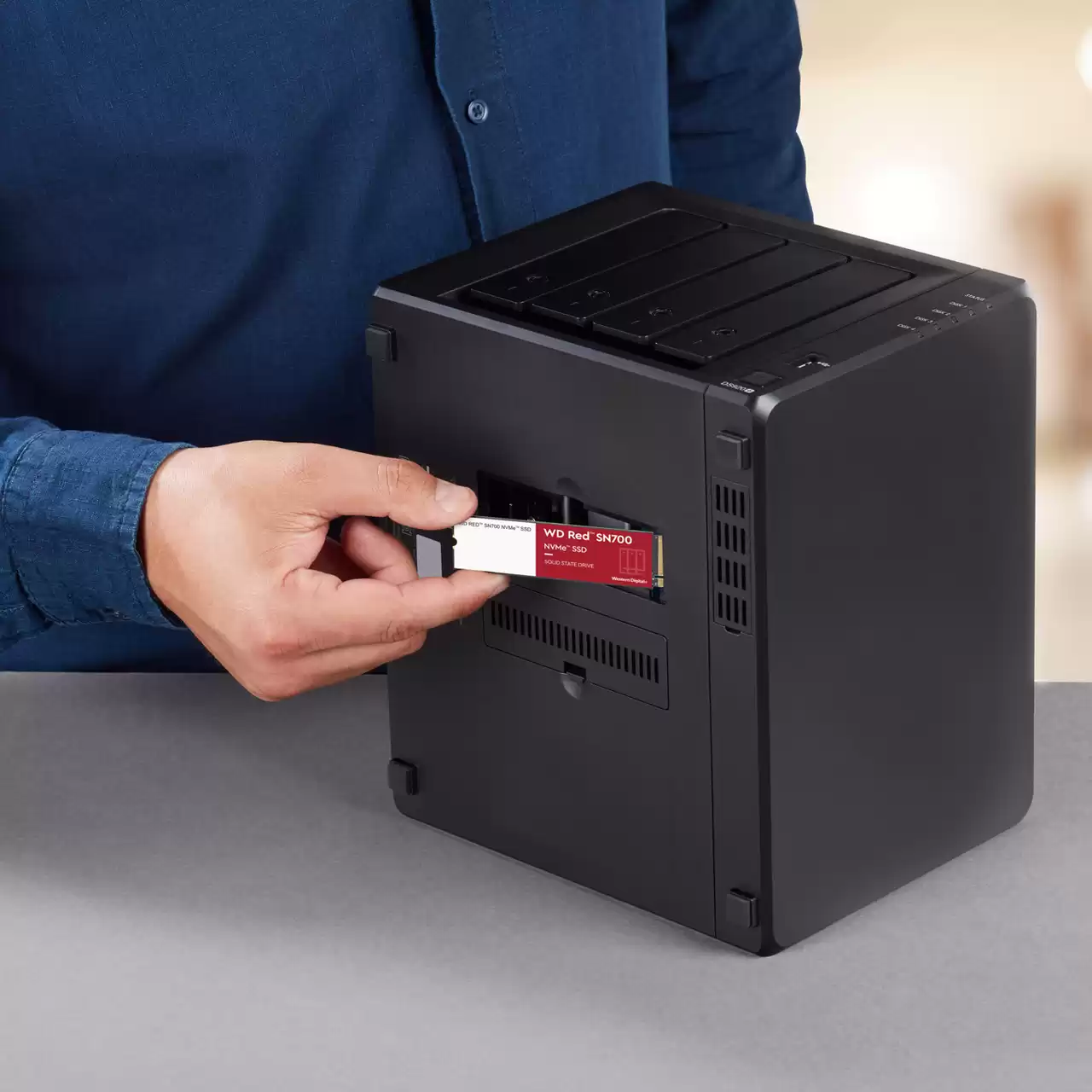 Dysk SSD WD Red SN700 250GB M.2 PCIe NVMe (WDS250G1R0C