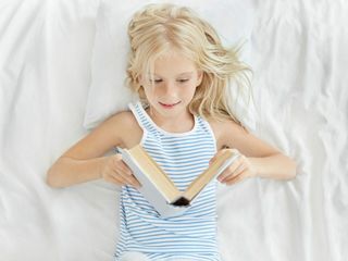 włosy łonowe u siedmioletniej dziewczynki