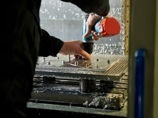 Zakrętarka a wkrętarka – czym się od siebie różnią? Kiedy wybrać jaki sprzęt?