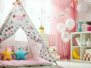 przechowywanie zabawek w małym pokoju